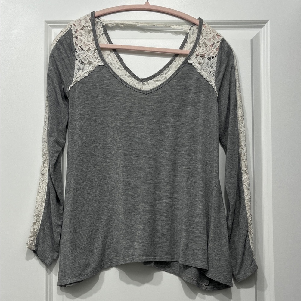 Abercrombie & Fitch Gray Lace Accent Long Sleeve Top